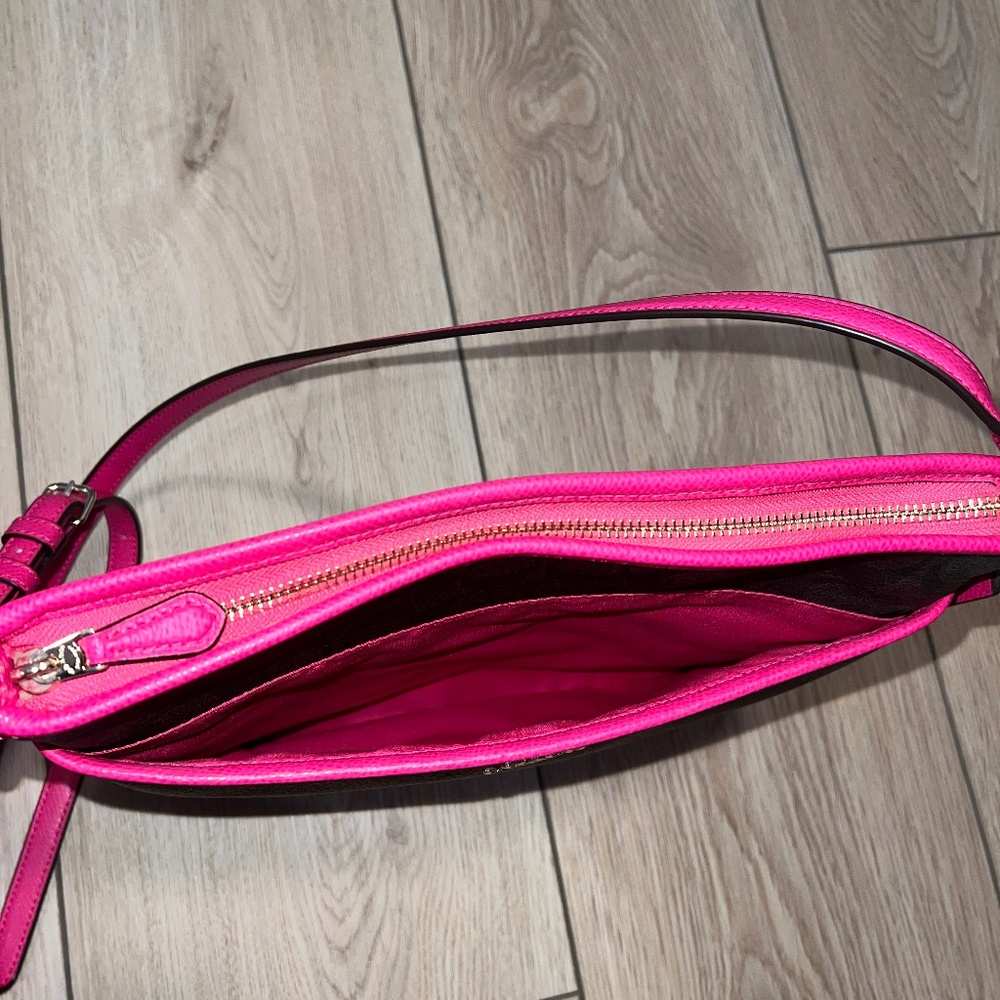 NWT - Authentic Coach Signature File Crossbody Bag - Picture 10 of 15